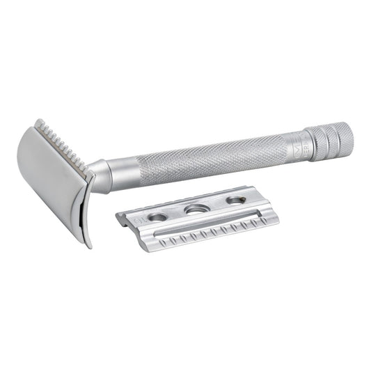 Merkur 22C matt chrome safety razor with long handle and closed and toothed comb options - closed comb view