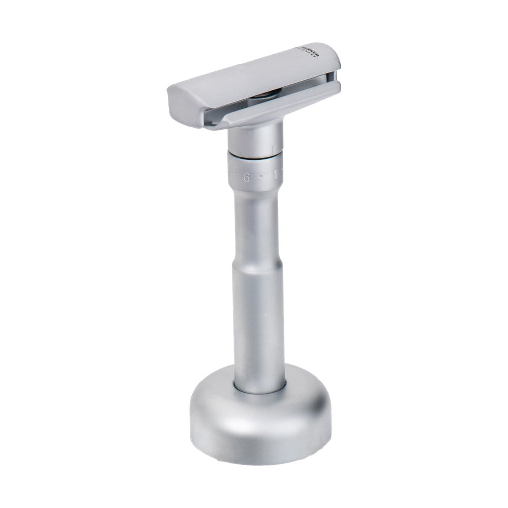 Merkur 4007 Satin Chrome Razor Stand holding a Merkur Futur razor.