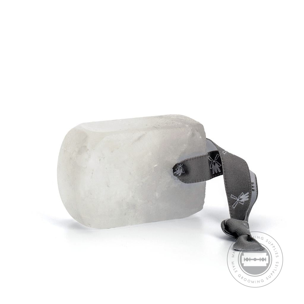 Muhle Alum Block 65g for soothing razor burn and tightening pores.