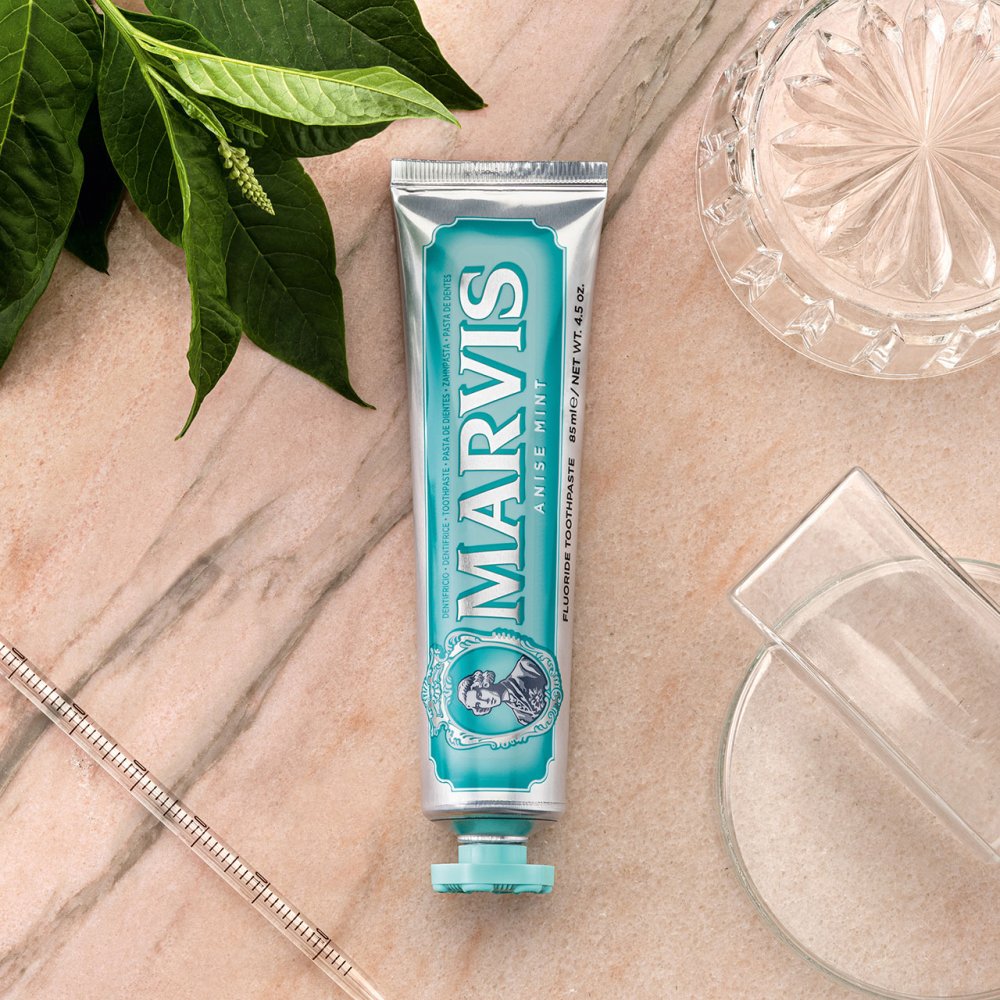 Marvis Anise Mint Toothpaste 85ml carton side panel