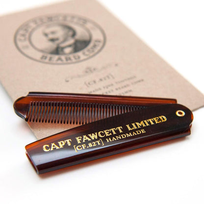 Captain Fawcett Folding Pocket Beard Comb CF.82T in cellulose acetate. design. Close up.